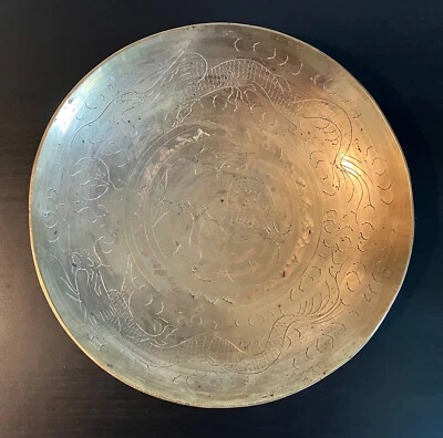 Antiguo cuenco chino de latón de colección - Cuenco de ofrenda incensario motivo dragón inscrito Foto 1 de 4