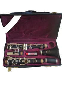 **Yamaha YCL-550 Allegro Wood Clarinet** Original Owner. Leather Case Bag - Picture 1 of 11
