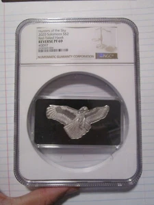 2020 Solomon Islands $2 1oz Red-Tailed Hawk NGC Reverse PF69 (ONL) - Picture 1 of 2