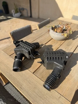 Juego de admisión de caja de aire doble Nissan GT-R R35 FABRICANTE DE EQUIPOS ORIGINALES | 2009-2024 GT-R | Parte #16500-JF00A Foto 1 de 4