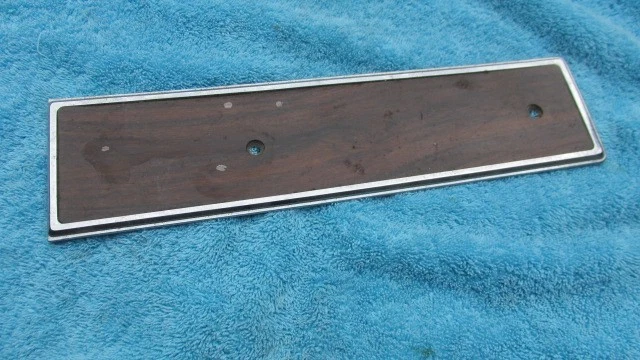 Chrysler Cordoba 1979 consola placa tapa superior Dodge Magnum GT 1978 Mopar Woodgrain Foto 1 de 2