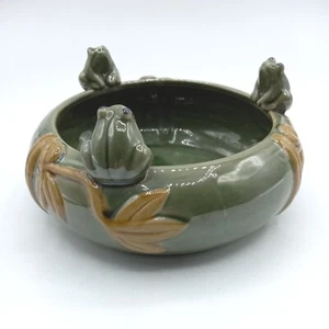 Vintage Ceramic Planter Dish 3 Frogs Floral Decorative - Imagen 1 de 9