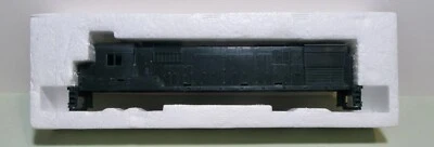 Tyco HO Scale Black Unlabled Locomotive Shell - Image 1 of 4