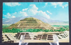 Postal La Pirámide del Sol y la Calzada Muerta Teotihuacán México Publicada 1972* - Imagen 1 de 2