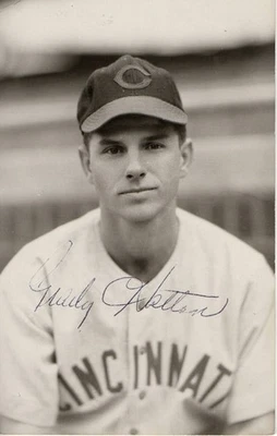 Grady Hatten Signed Autographed Postcard Photo Cincinnati Reds JSA UU45743 - Image 1 of 3