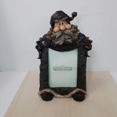 Marco de fotos rústico de Papá Noel colección Cedar Creek decoración navideña Foto 1 de 4