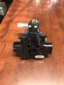 Used Oem Part 4- Way Valve Assy For Invacare XL IRC5LX Dental Compressor - Picture 1 of 10