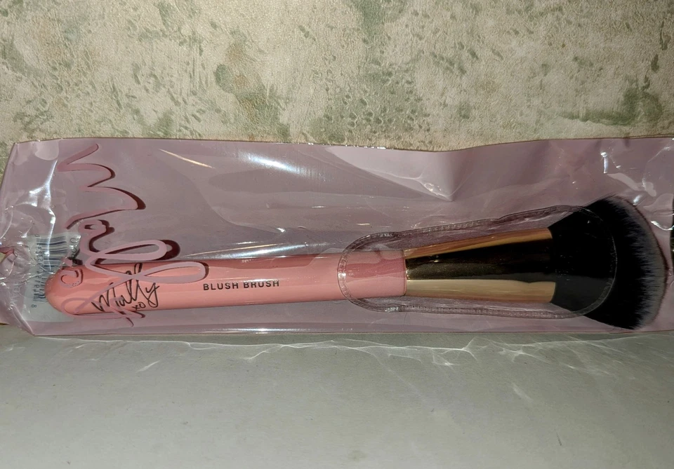 Cepillo de rubor rosa Mally XO - NUEVO Foto 1 de 1