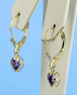 Pendientes perforados de oro blanco de 14k con bisel colgante corazón circonita cúbica con palanca piedra de nacimiento 5x5 mm Foto 1 de 4