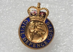 CIVIL DEFENSE CORPS FEMALE ISSUE Vintage GREAT BRITAIN BADGE PIN PINBACK #A - Bild 1 von 7