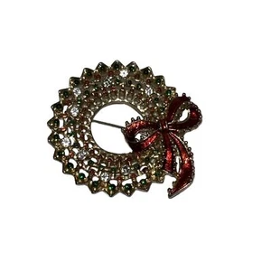 Gold tone Rhinestone Enamel Wreath Pin Brooch Clear Red Green Stones Red Bow 2” - Picture 1 of 14
