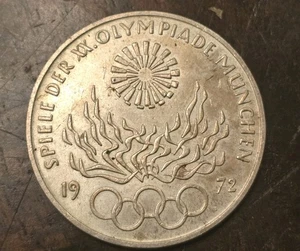 1972 D Germany 10 Mark silver Coin Munich Olympics -.625 - Picture 1 of 7
