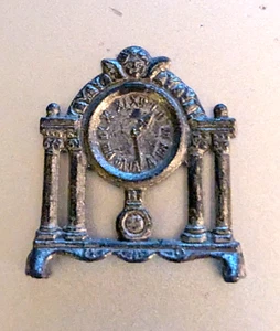 ANTIQUE 1902 POT METAL 1:12 MANTLE CLOCK w/CHERUB TOP ~ OLD CRACKER JACK TOY - Picture 1 of 6