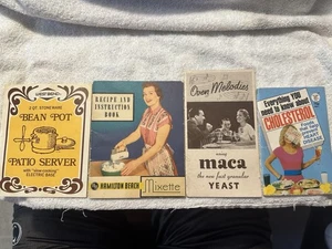Vintage Recipe Booklets Pamphlets Advertising Cookbooks Guides Lot of 4 - Picture 1 of 18