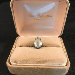 Hess & Culbertson feiner Schmuck Sterlingsilber mit birnenförmigem weißem Quarzstein. - Bild 1 von 7