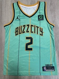 Nike Swingman Jersey Charlotte Hornets Buzz City Edition #2 Lamelo Ball Mens 44 - Picture 1 of 18
