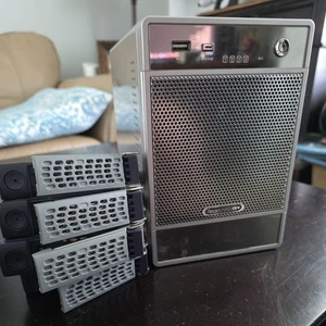 Netgear ReadyNas NV+ RNV2-S2 Network Storage Enclosure - NOT WORKING - No HDDs - Picture 1 of 5