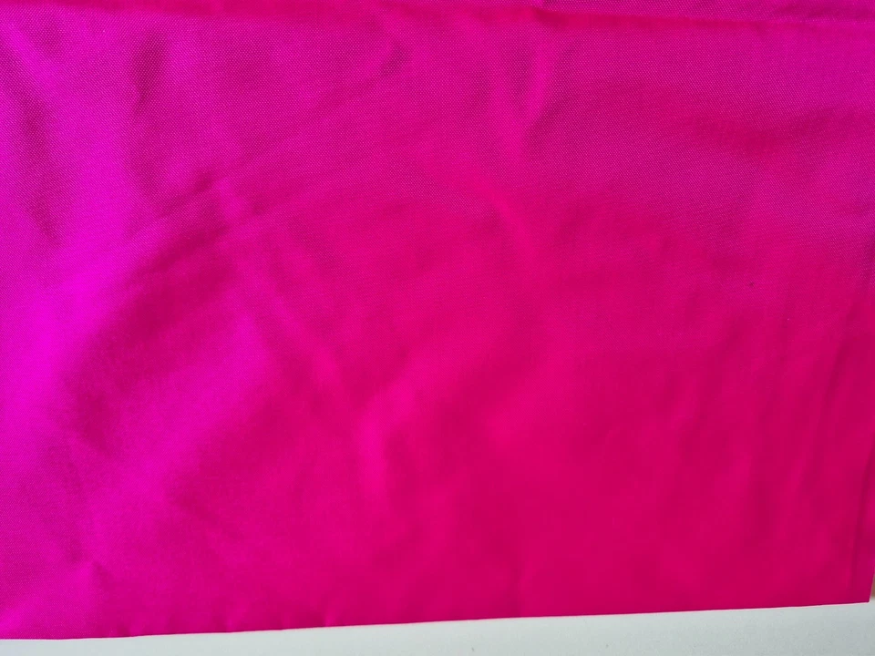 TECIDO DE TAFETÁ POLIÉSTER BERBERRYLICIOUS 44X60 POLEGADAS + REMANESCENTE - Imagem 1 de 1