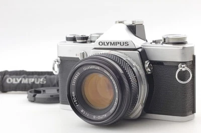 [QUASI NUOVO] OLYMPUS OM-1 Film Camera + obiettivo F.Zuiko Auto-S 50mm f1.8... - Immagine 1 di 4