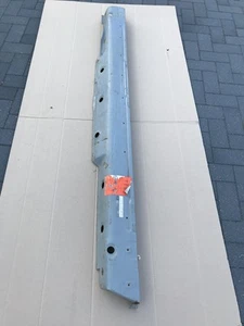 Schweller Längsträger rechts Mercedes W123 S123 1236371035 NOS original  - Bild 1 von 3