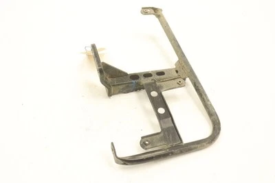 Soporte reposapiés izquierdo suzuki eiger 400a 04 43520-38f20 51531 Foto 1 de 2