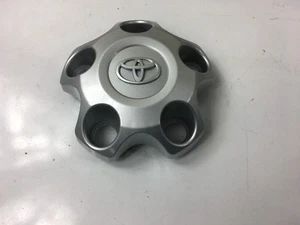 Toyota Tundra OEM Center Hub Cap 42603-0C051 18" 5 Lug Silver Sequoia  - Picture 1 of 7
