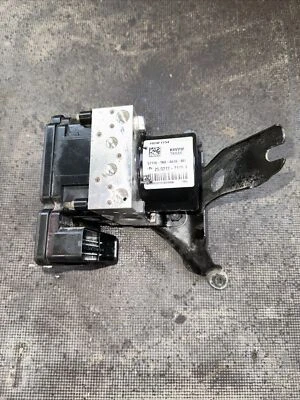 Bomba de freno módulo ABS Honda Odyssey Elite 2014 2015 2016 2017 57110-TK8-A610-M1 Foto 1 de 4