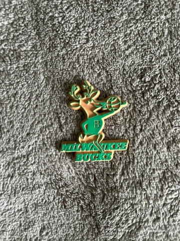 Vintage 1970s NBA fridge magnet Milwaukee Bucks Original Owner Cover