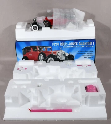 Franklin Mint 1929 Rolls Royce Phantom 1 Cabriolet De Ville 1:24 Scale - Image 1 of 4
