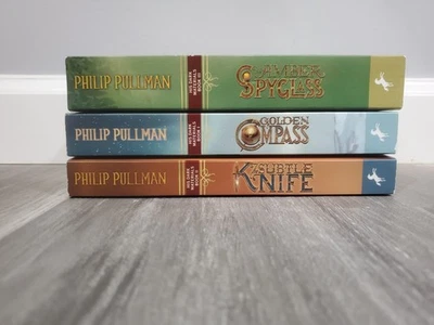Lot 3 HIS DARK MATERIALS Philip Pullman PB Golden Compass/Knife/Spy COMPLETE SET - Image 1 of 4