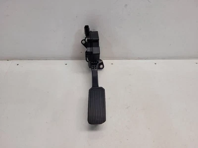 Toyota Rav4 2006 (2,4 L/AT) pedal acelerador - DBW/conducción por cable 7811042010 Foto 1 de 4