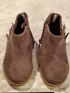 Old Navy gray fringe booties - Picture 1 of 6