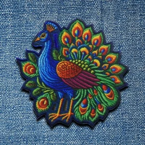 Peacock Patch Iron-on Applique Clothing, Peafowl, Animal, Bird Badge, Feather - Picture 1 of 12
