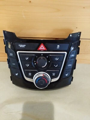 16 HYUNDAI ELANTRA GT HATCHBACK HEAT AC TEMPERATURE CLIMATE CONTROL 97250A5202GU - Image 1 of 4