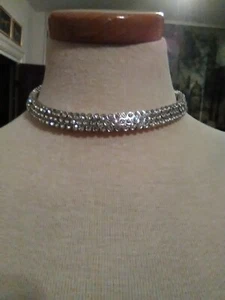 VINTAGE NECKLACE PAVE SPRINGFORM SILVERTONE CHOKER 3 ROWS DAZZLING RHINESTONES - Picture 1 of 5