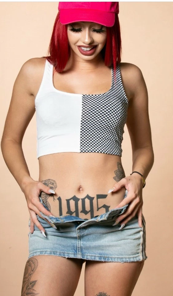 Women's cute vans checkered style tank Size Small - Image 1 of 1