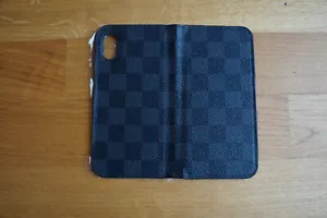 Louis Vuitton iPhone Case in Damier Graphite Canvas - Bild 1 von 4