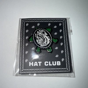 Hut Club Pin Schildkröte weiß Kuppel Emaille NEU VERSIEGELT - Bild 1 von 2