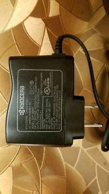 Зарядное устройство Micro USB 5V 800mA Kyocera SCP-31ADT адаптер вход 100VAC-240 - Изображение 1 из 4
