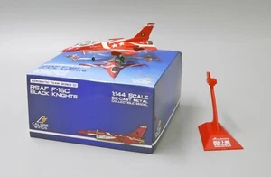 Calibro Wings Singapore Air Force 1/144 F-16C Black Knights Team n. 5 SPEDIZIONE GRATUITA - Foto 1 di 8