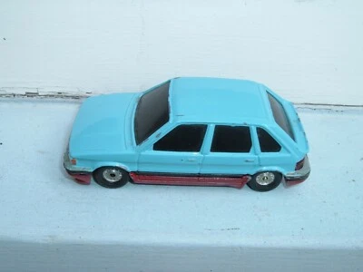 CORGI MG MAESTRO COLOR INUSUAL EN ESTADO USADO LUCES RETRO NO FUNCIONAN Foto 1 de 4