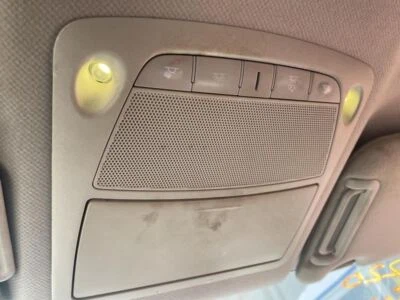 Consola techo delantero sedán sin techo corredizo compatible con 13-15 ALTIMA 565964 Foto 1 de 4