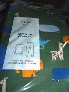 M&S Baby Jungen Tiermotiv langes Pyjama-Set. Alter 12-18 Monate. Marks and Spencer - Bild 1 von 5