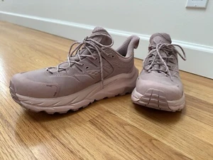 Hoka One U Kaha Low GTX Running Shoe Pale Mauve Sz 11.5 Women 9.5 Men EXC - Picture 1 of 12