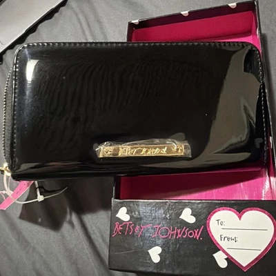 Betsey Johnson Cartera Caja de Regalo Negro Brillante  Foto 1 de 4