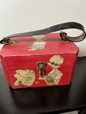 Cartera de madera vintage de los años 70 Holly Hobby roja negra charol mango calcomanías Foto 1 de 4