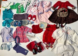 Lotto 20+ pezzi American Girl 18" vestiti bambola abiti accessori marca AG ritirati - Foto 1 di 12