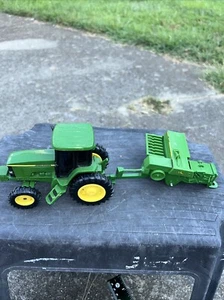 John Deere Tractor With Baler Missing A Wheel On Baler And Hay - Picture 1 of 3