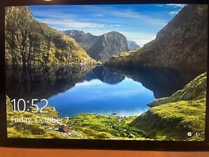 Microsoft Surface Pro 6 1796 i7-8650U 16/512GB, Touch Screen,  Minor LCD issue