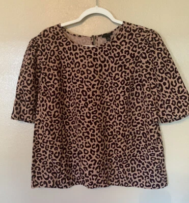 Ann Taylor Top Pana Animal Print Manga Corta XL Foto 1 de 4